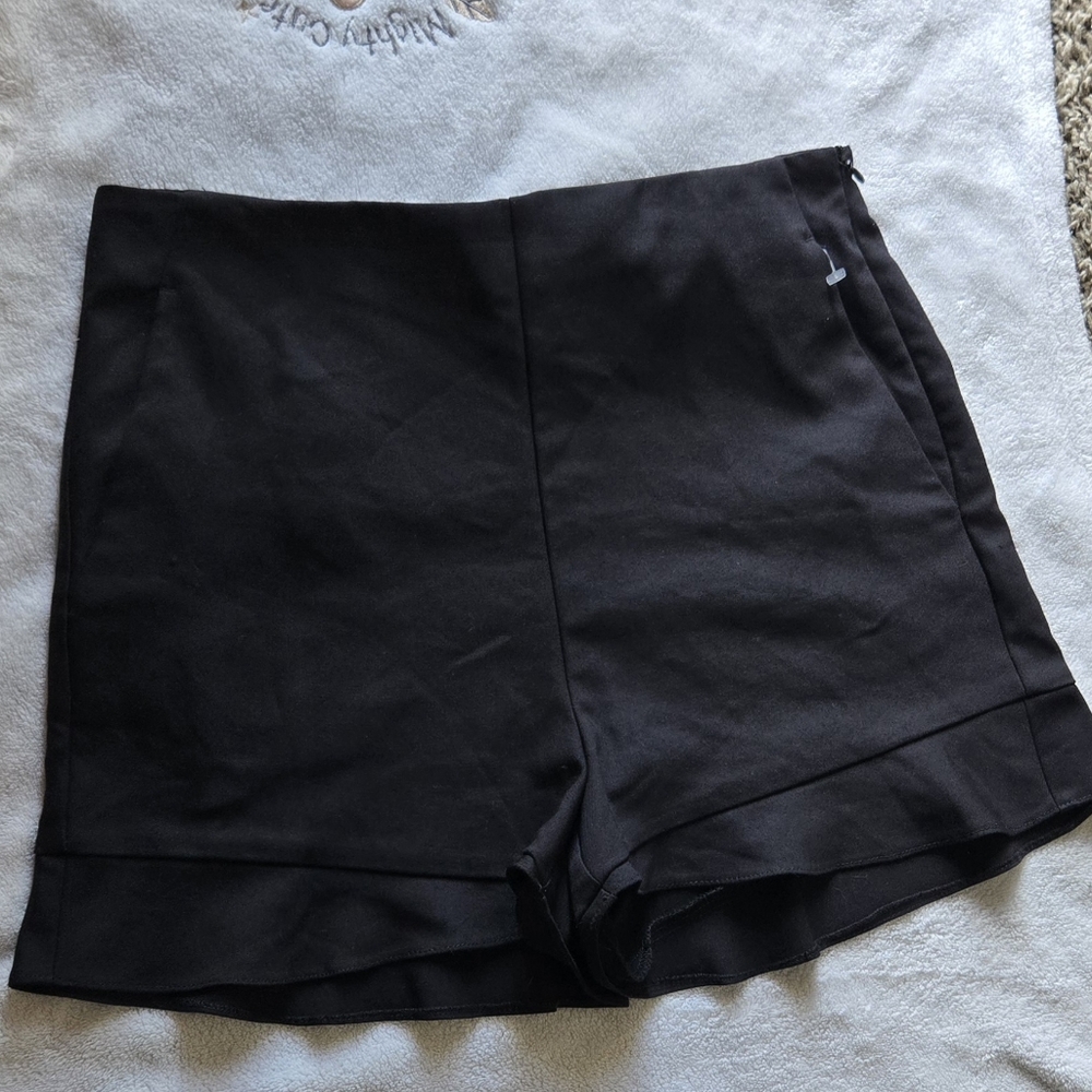 Zara Black High Waist Shorts Elegant and Versatile